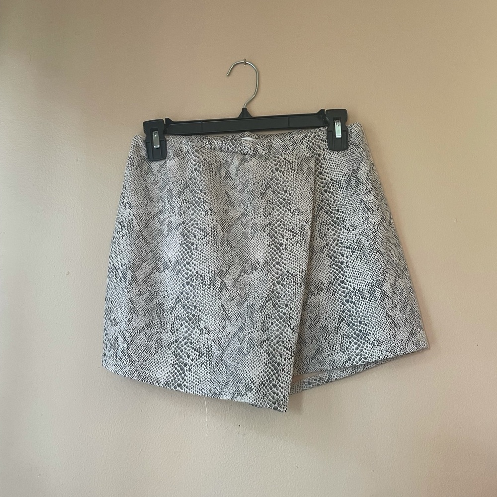 HAVE snakeskin envelope skort
